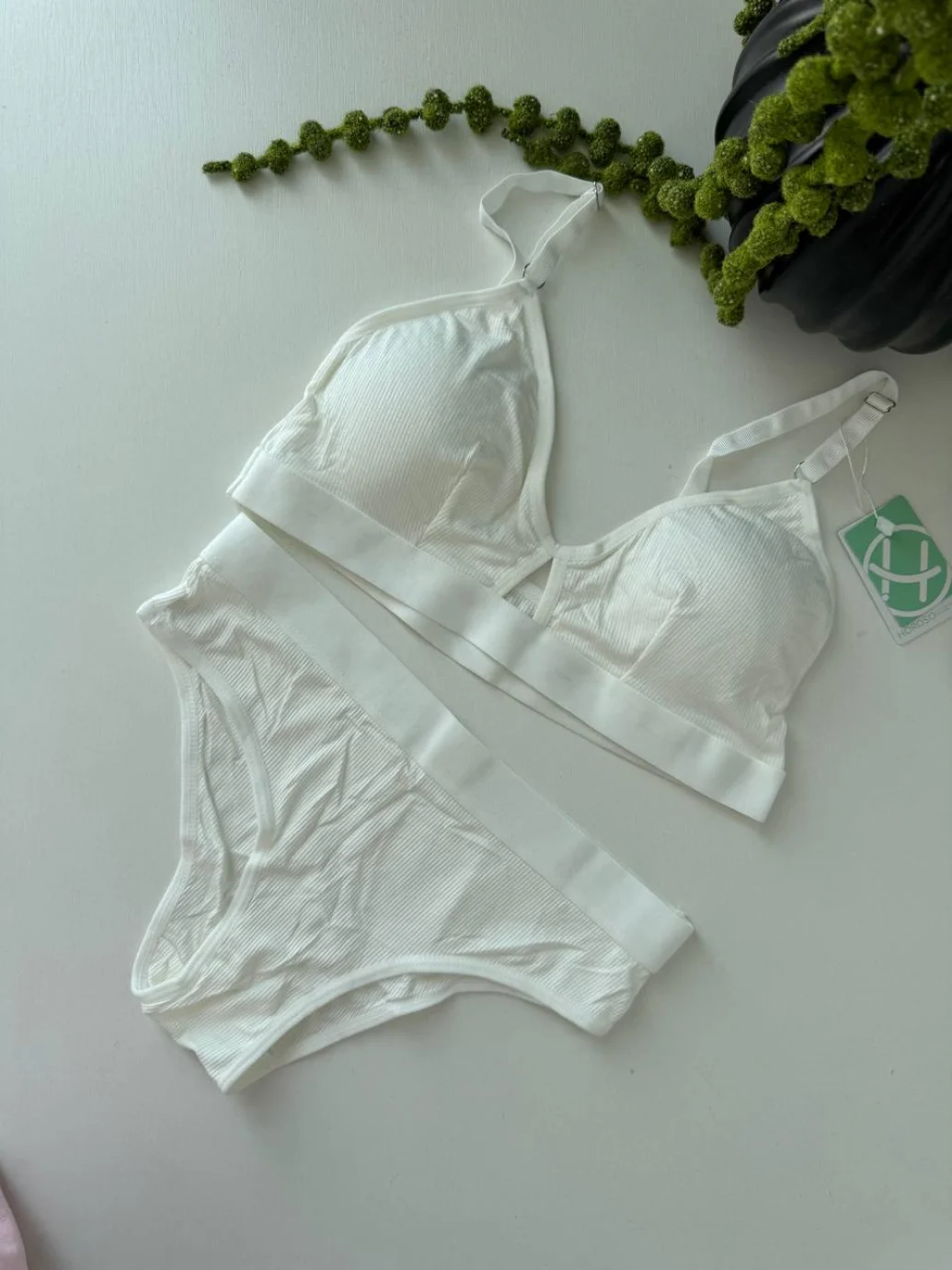 Жіночий комплект білизни (топ+трусики) білий, one size 9463
