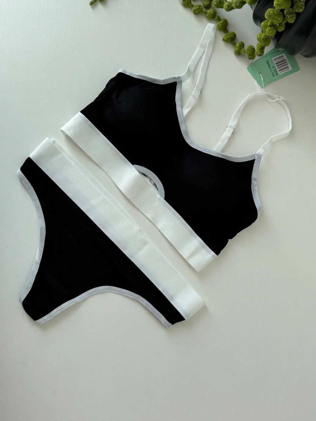 Комплект жіночої білизни (топ+трусики) зі вставкою чорний, one size 9486